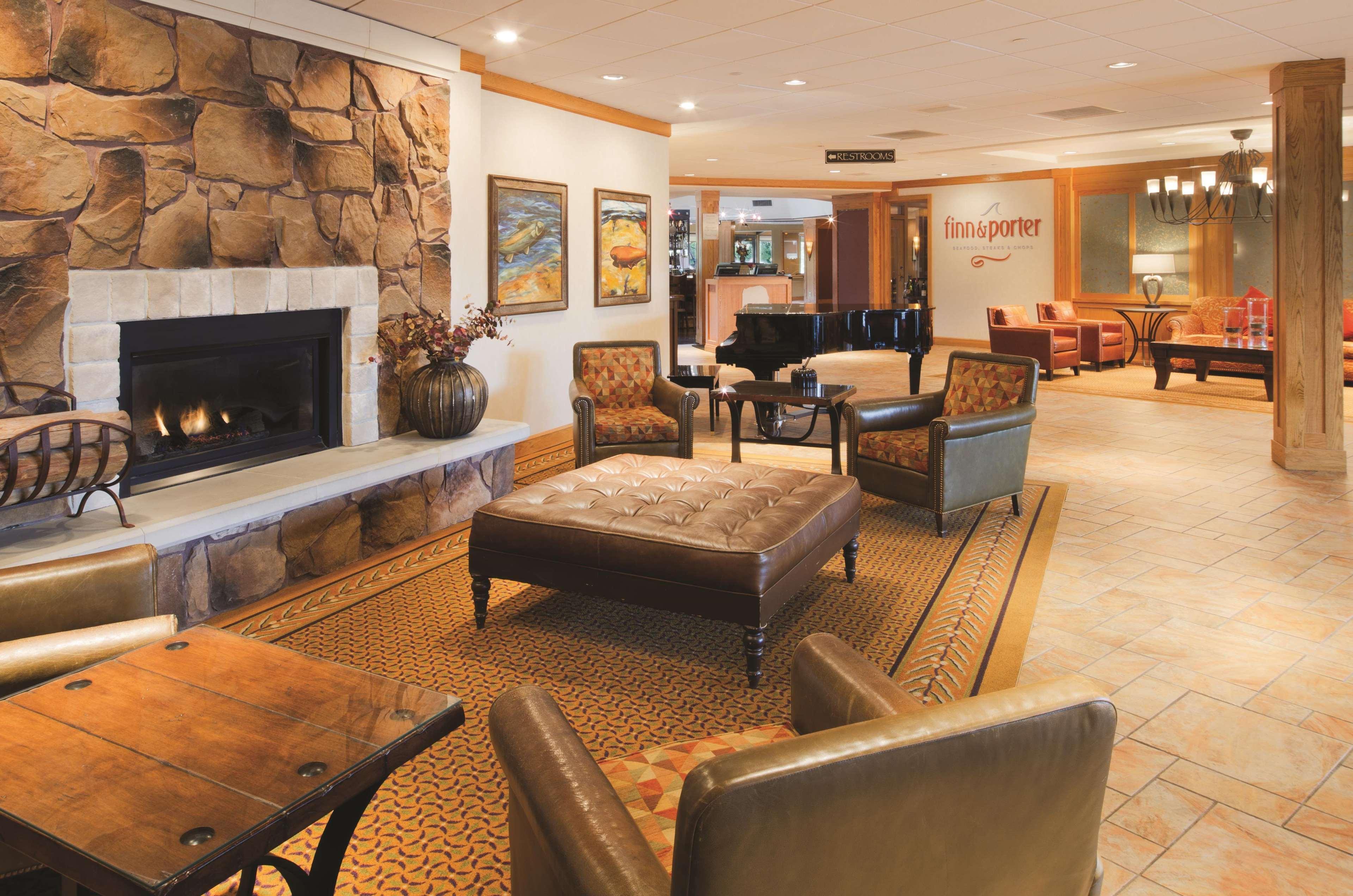 Doubletree By Hilton Missoula Edgewater Hotel Eksteriør billede